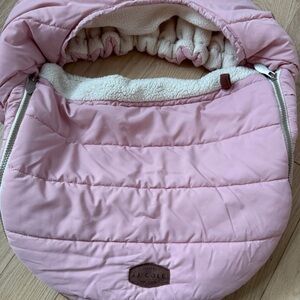 JJ Cole Pink Baby car seat cover with Quilted Design and Plush Lining